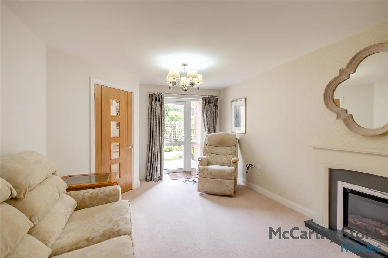 Leighswood Road, Walsall, WS9, photo 2