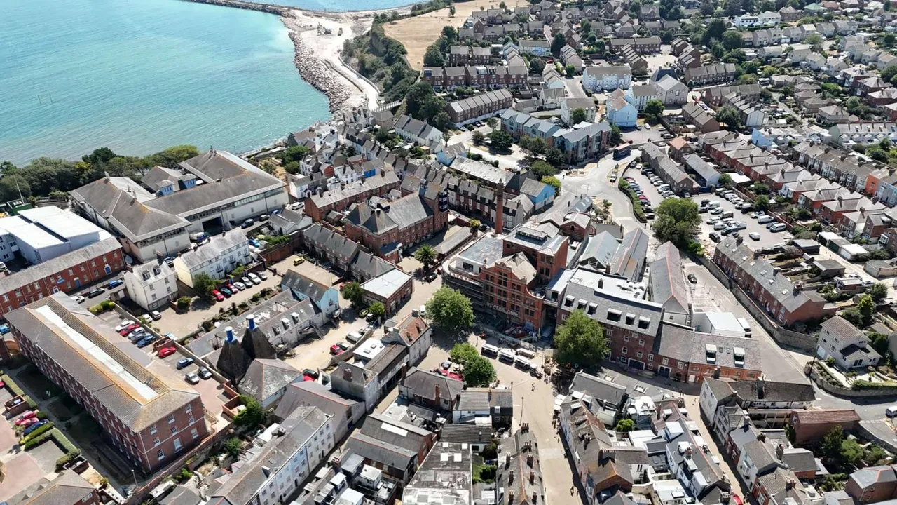 Brewery Mews, Newberry Gardens, Weymouth, Dorset, DT4 8TR, photo 9