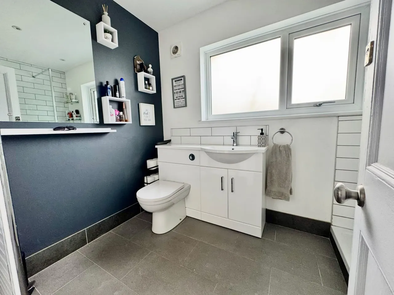 Coronation Road, Sheerness, ME12, photo 7