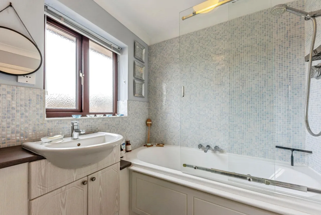 Ravendale Close, Grantham, NG31, photo 12