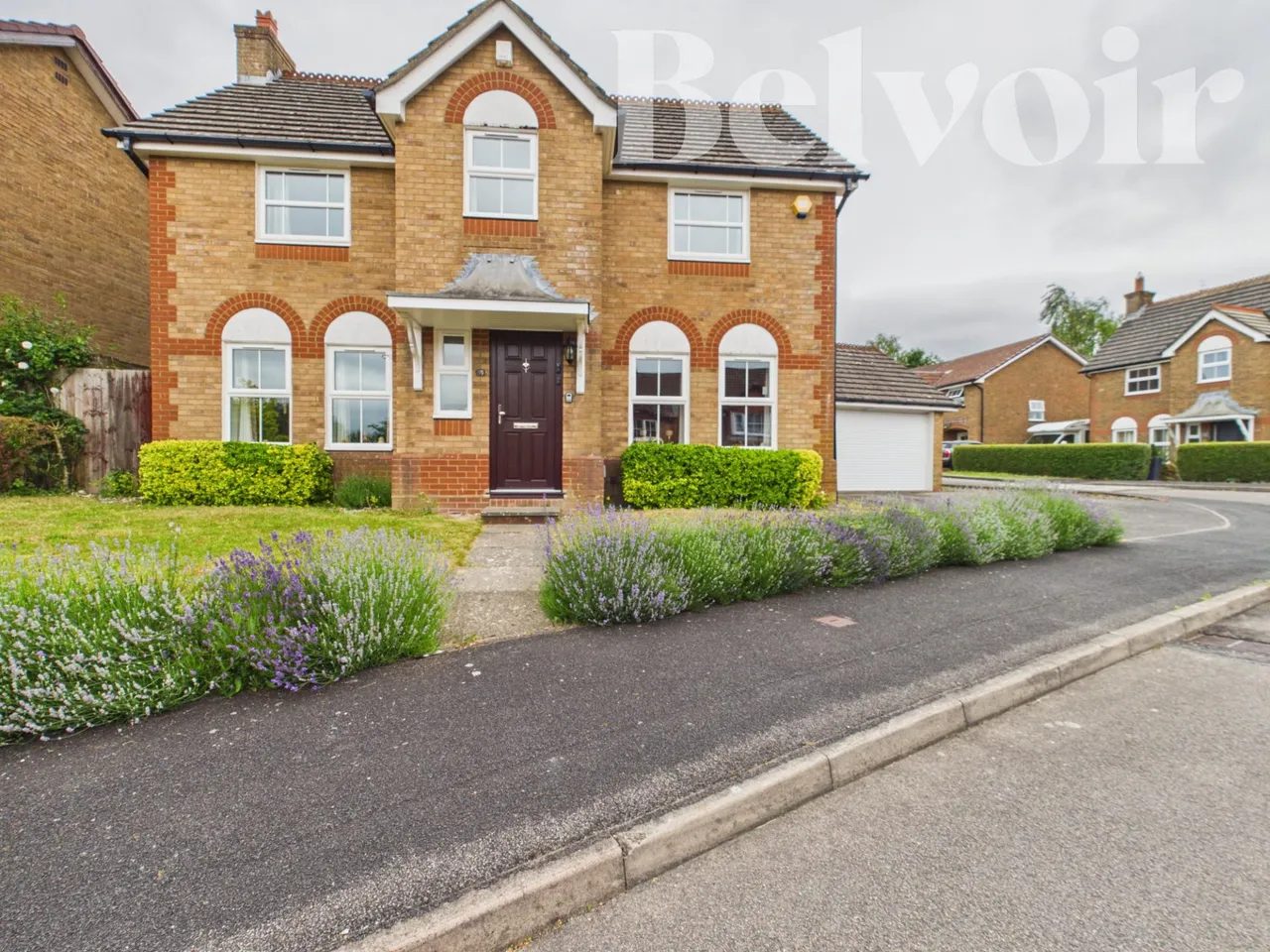 Magnus Drive, Hatch Warren, Basingstoke, RG22, photo 2