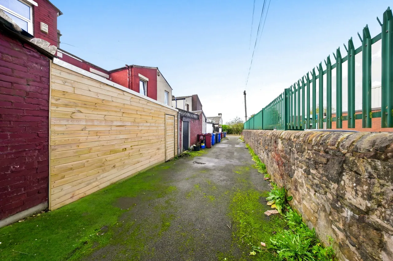 Stopes Brow, Lower Darwen, BB3, photo 29