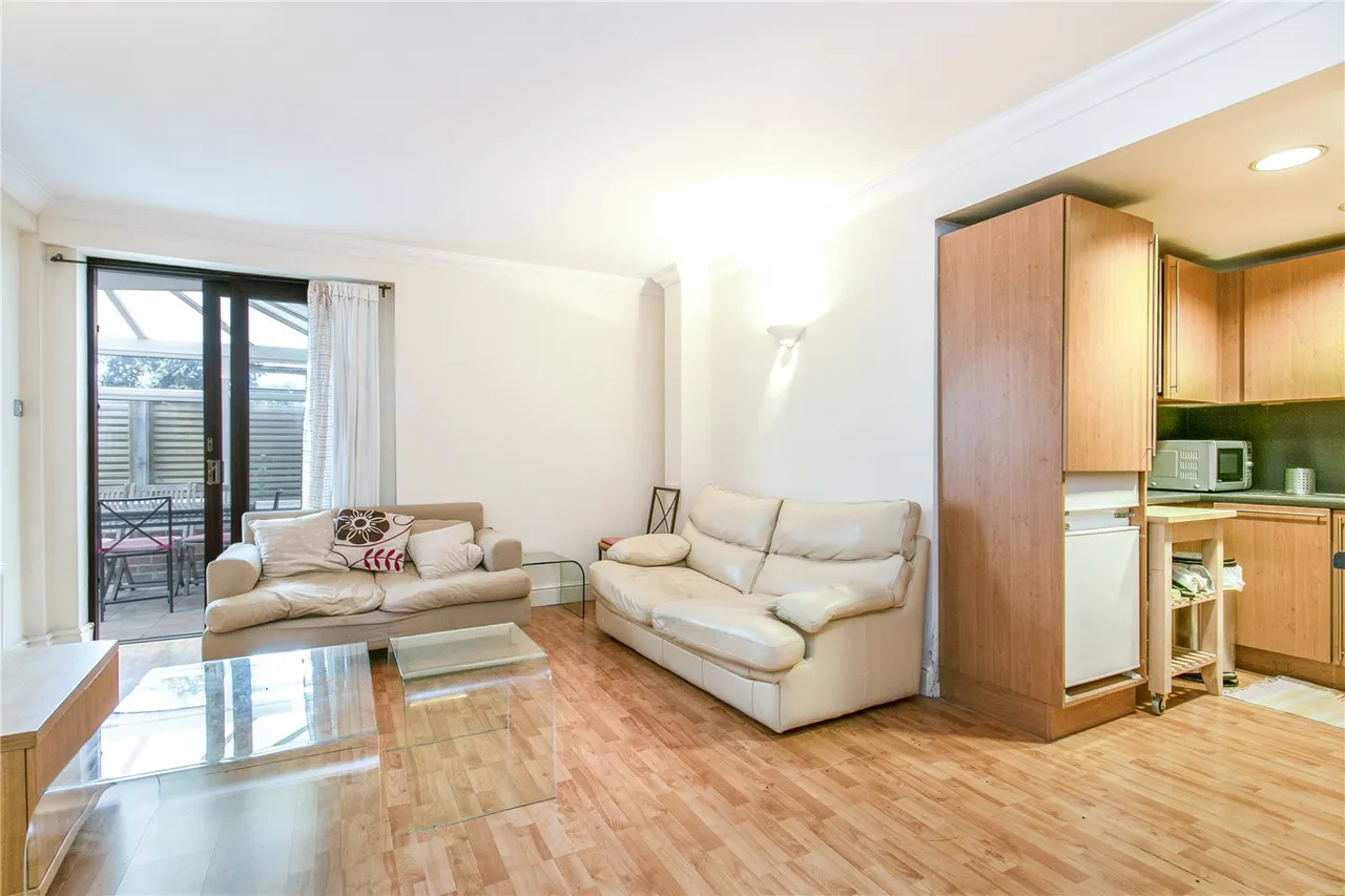 Hulme Place, London, SE1, photo 4