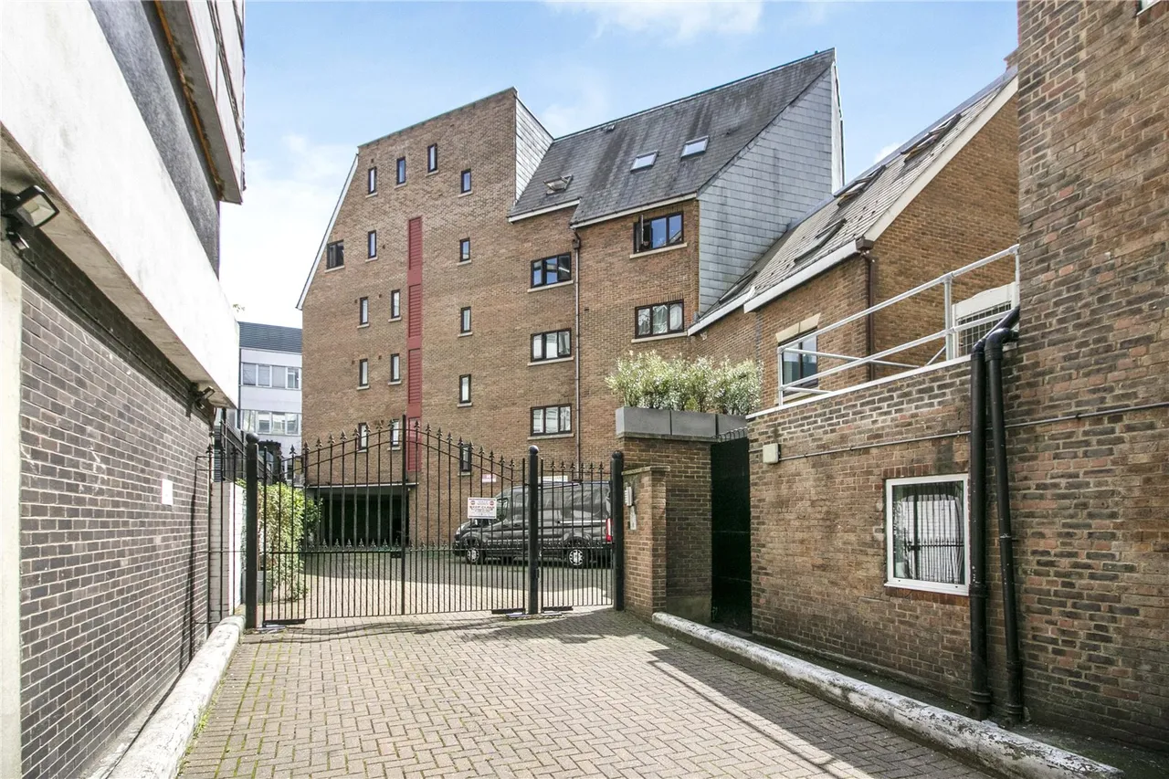 Hulme Place, London, SE1, photo 22