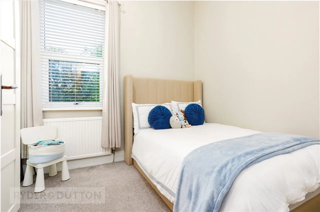 Taunton Road, Ashton-under-Lyne, OL7, photo 22