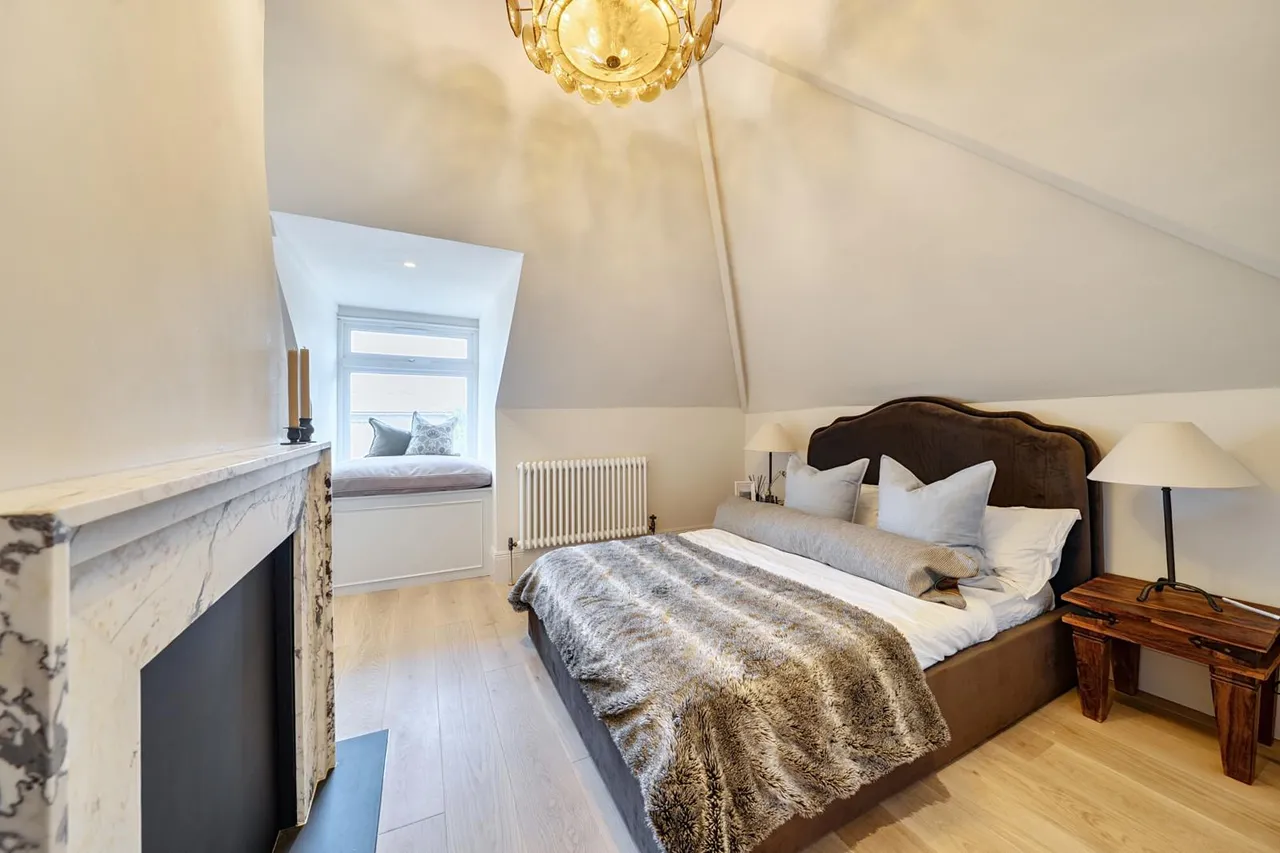 2 bed flat for sale, Longton Avenue, SE26