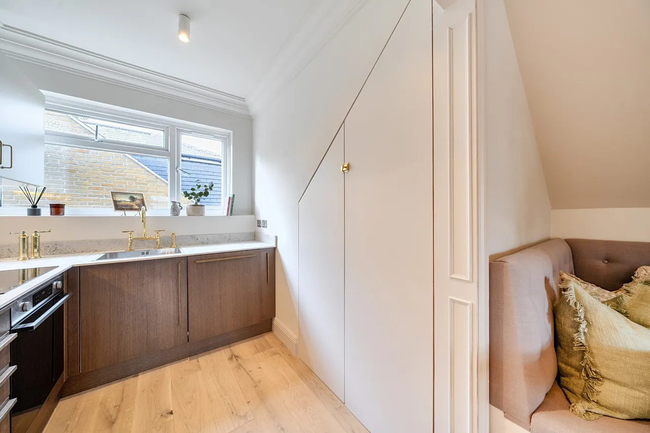 Longton Avenue, SE26, photo 16