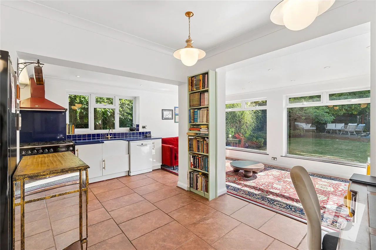 Wansford Close, Brentwood, CM14, photo 19