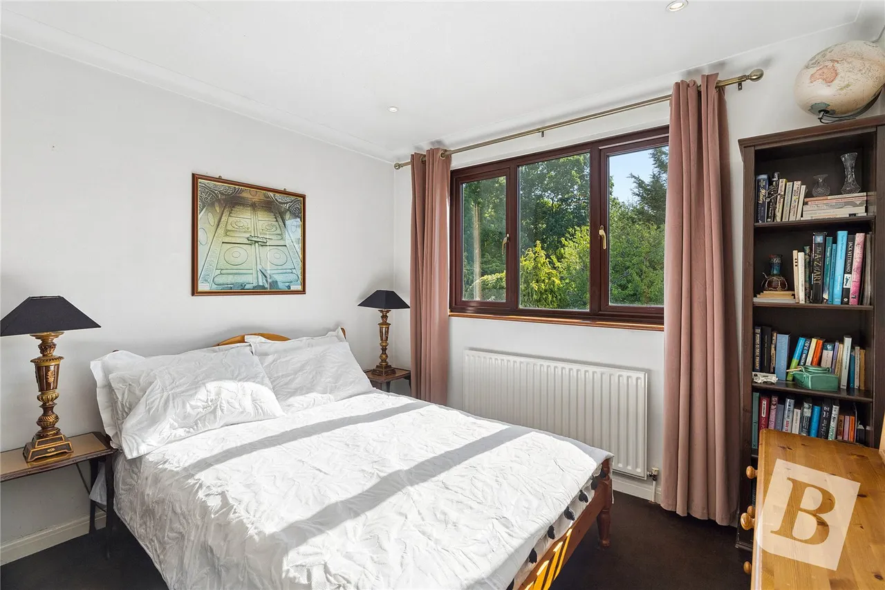 Wansford Close, Brentwood, CM14, photo 13