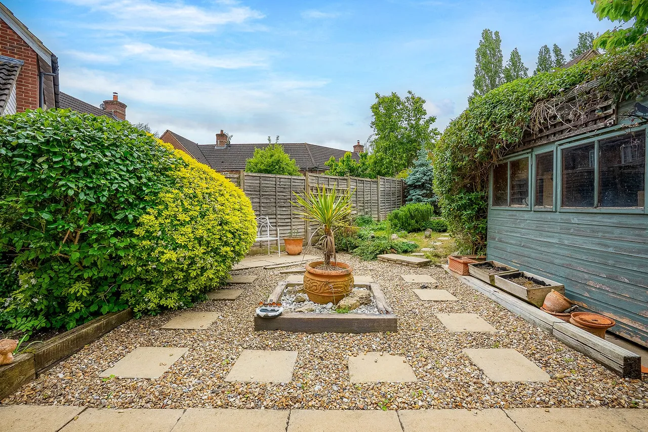 Patterson Court, Wooburn Green, HP10, photo 16