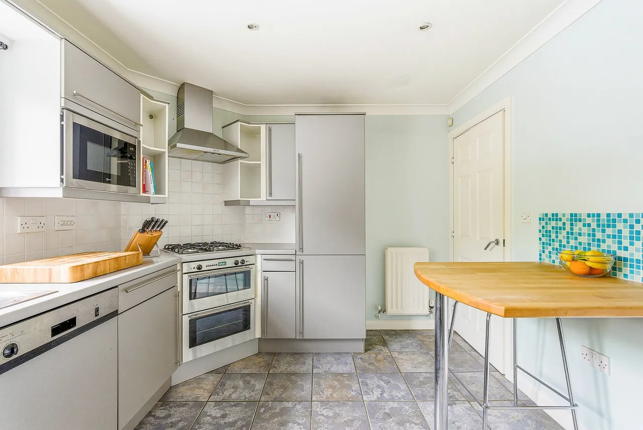Patterson Court, Wooburn Green, HP10, photo 7