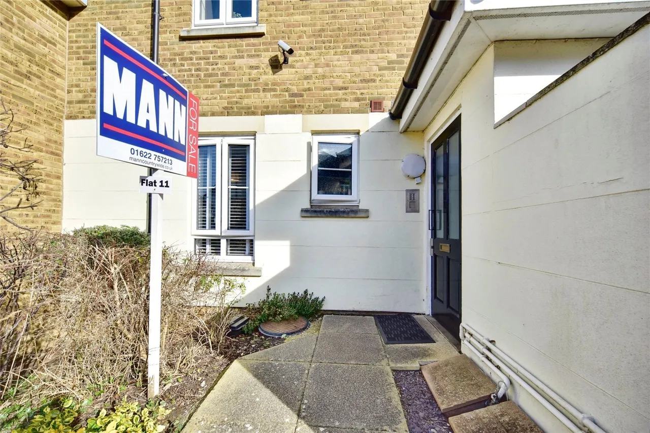 Bridgeside Mews, Maidstone, ME15, photo 17