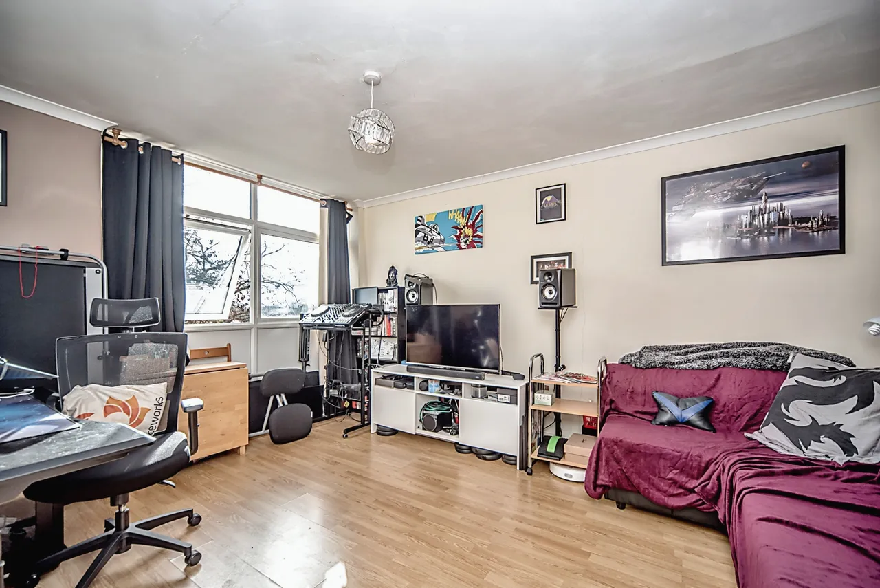 Seaton Drive, Bedford, MK40, photo 4