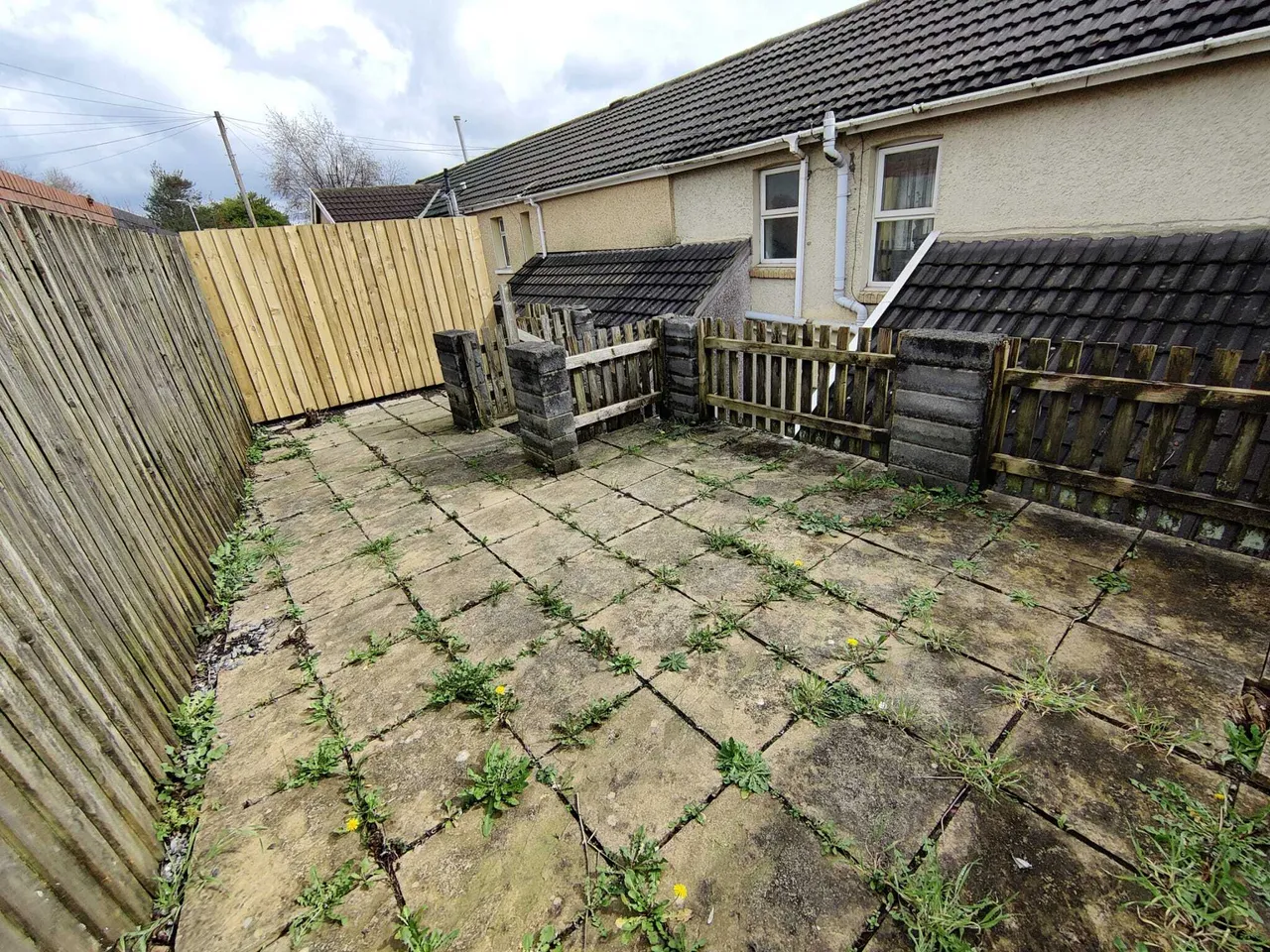 Neath Road, Swansea, SA6, photo 9