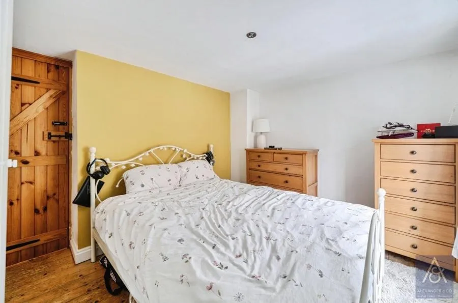 Mitre Street, Buckingham, MK18, photo 6
