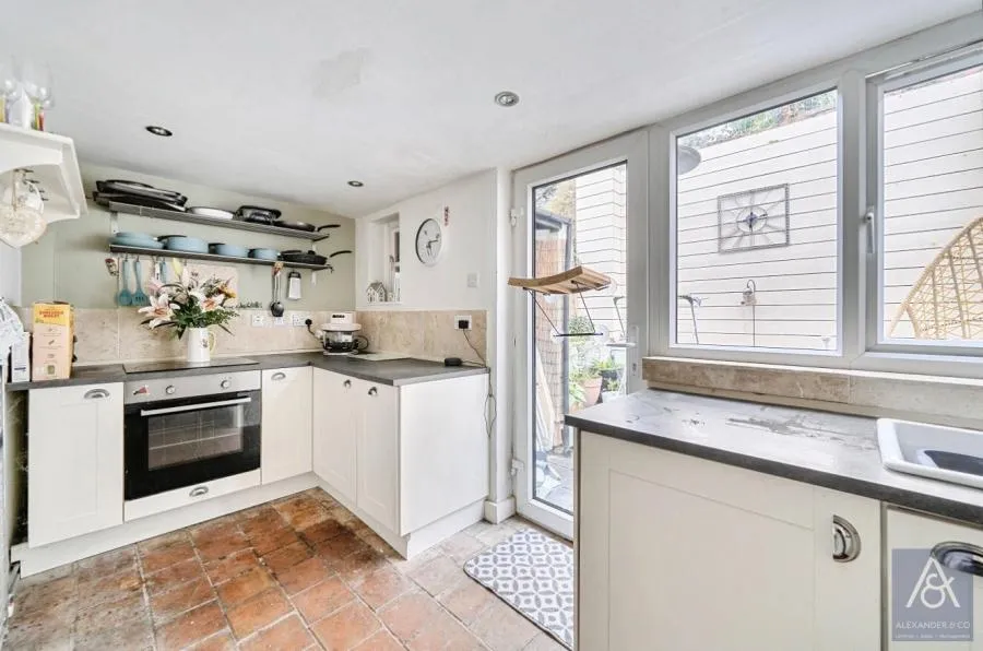Mitre Street, Buckingham, MK18, photo 5