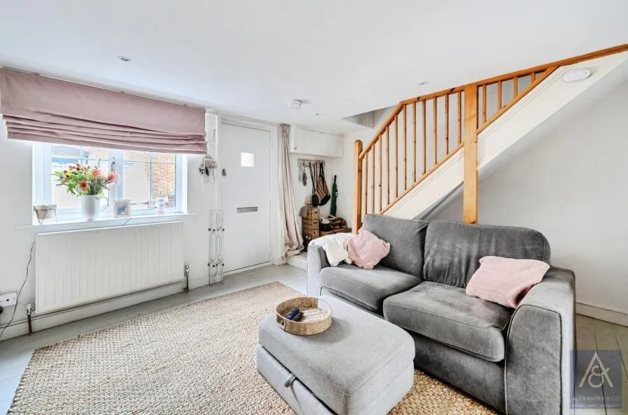 Mitre Street, Buckingham, MK18, photo 8