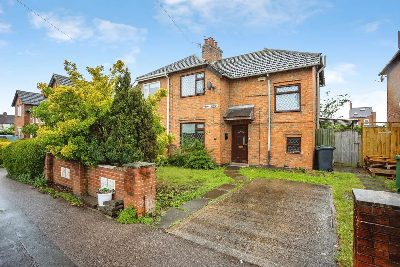3 bed house for sale, Tyler Avenue, Loughborough, LE11