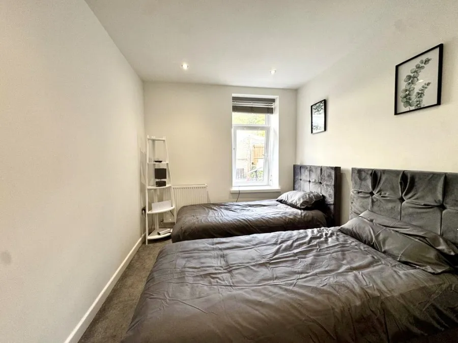 Willow Cottage, Troedyrhiw, CF48, photo 12