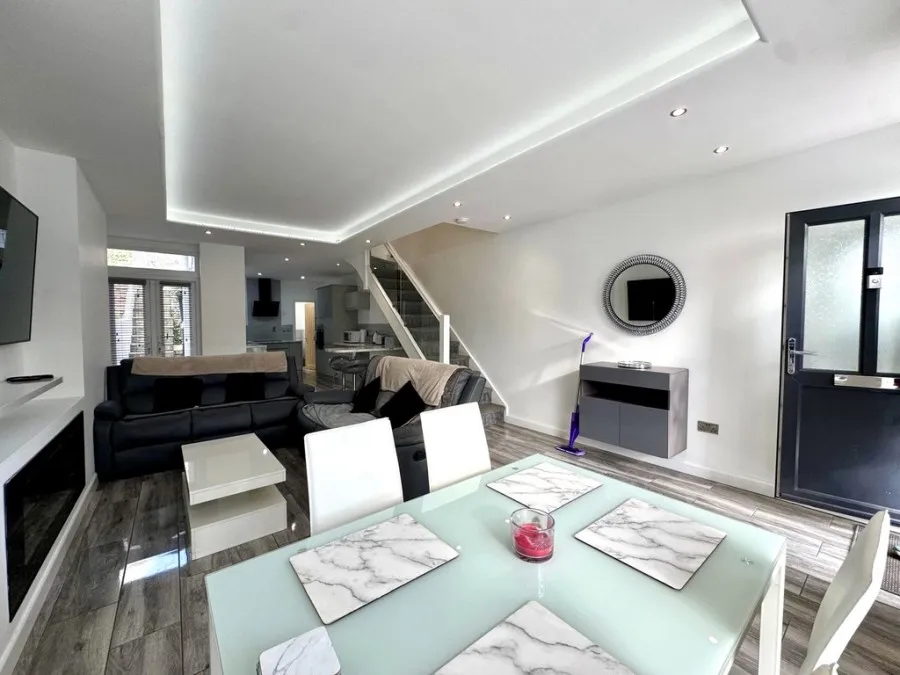 Willow Cottage, Troedyrhiw, CF48, photo 7