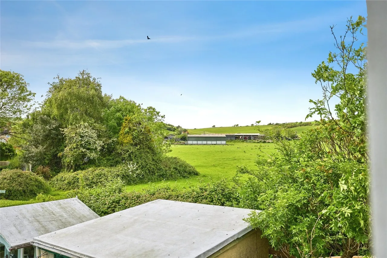 Church Street, Niton, PO38, photo 12