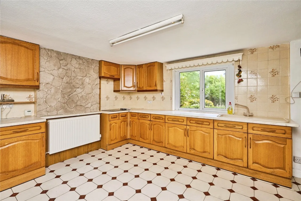 Church Street, Niton, PO38, photo 5