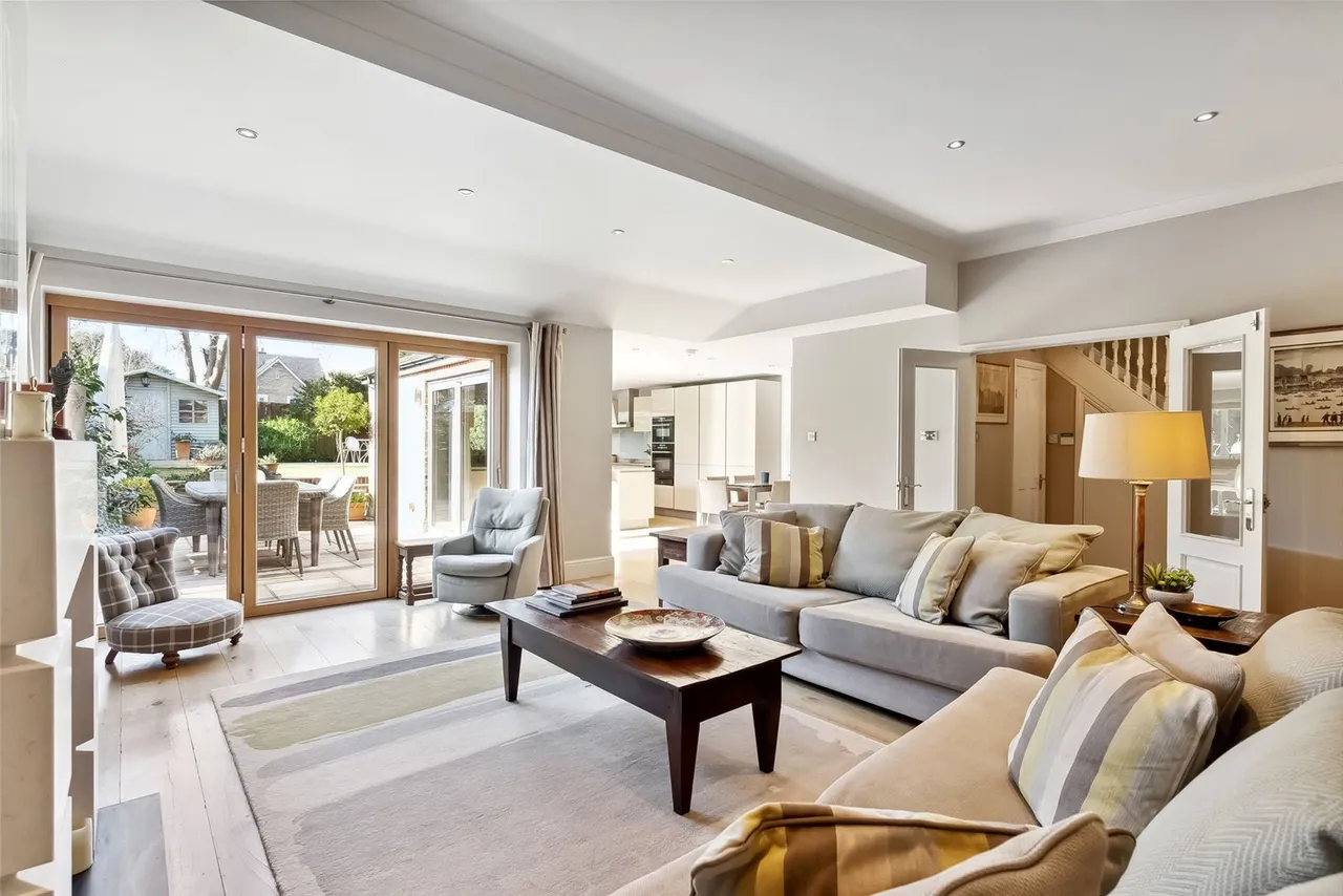 Belgrade Road, Hampton, TW12 2AZ, photo 3