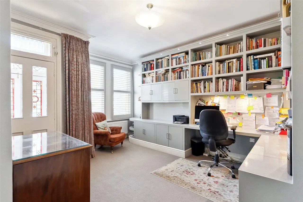 Belgrade Road, Hampton, TW12 2AZ, photo 11