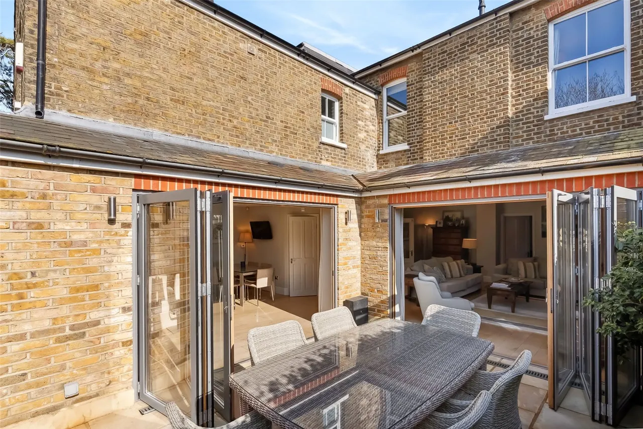Belgrade Road, Hampton, TW12 2AZ, photo 18
