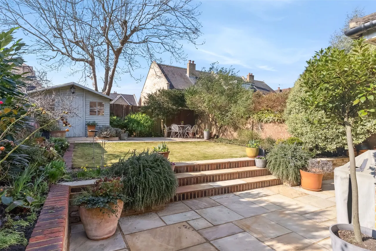 Belgrade Road, Hampton, TW12 2AZ, photo 2
