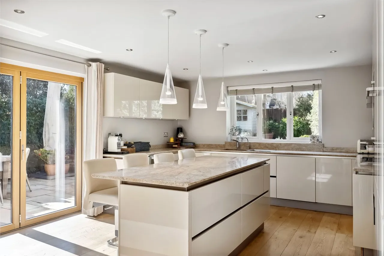 Belgrade Road, Hampton, TW12 2AZ, photo 6