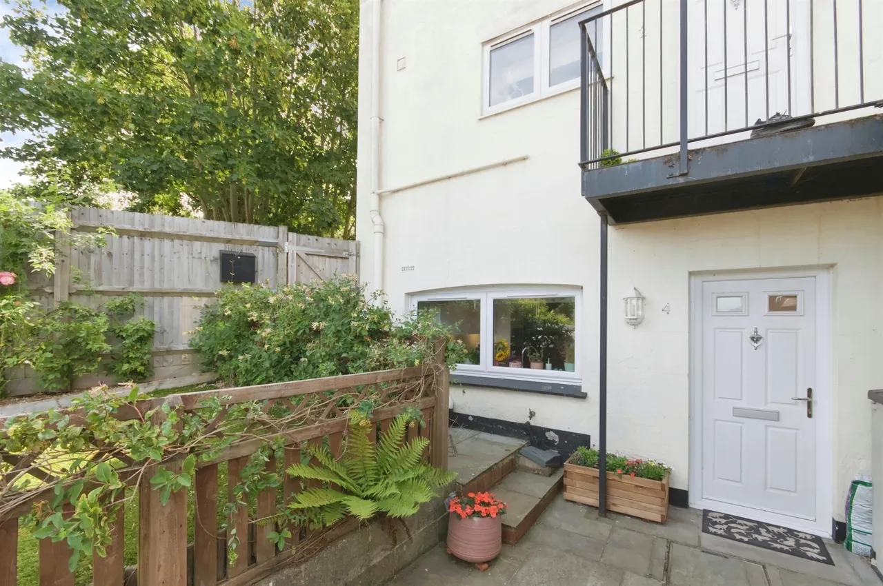 Chapel Path, Bexhill-On-Sea, TN40, photo 3