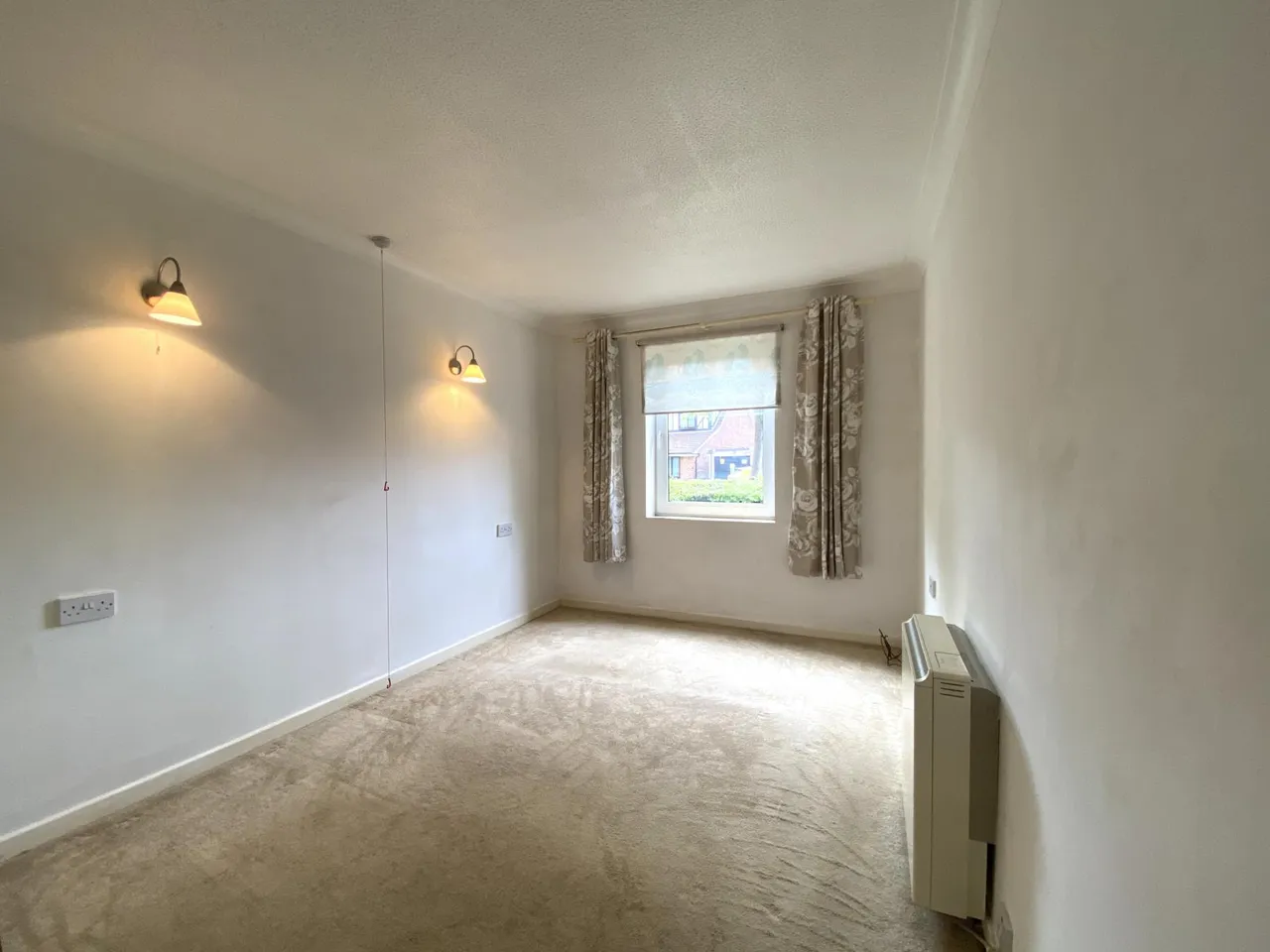 Church End Lane, Wickford, SS11, photo 5