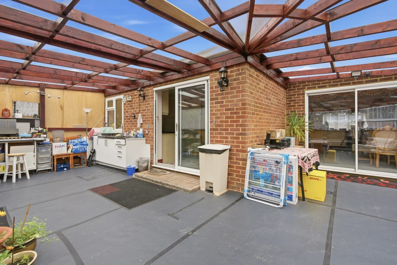 Thorney Lane South, Iver, SL0, photo 26