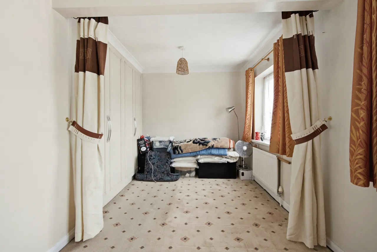 Thorney Lane South, Iver, SL0, photo 23