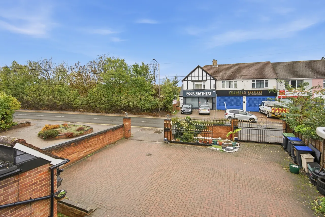Thorney Lane South, Iver, SL0, photo 28