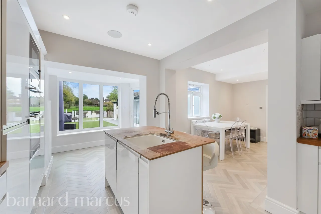 4 bed house for sale — Brook Road, Merstham, Redhill
