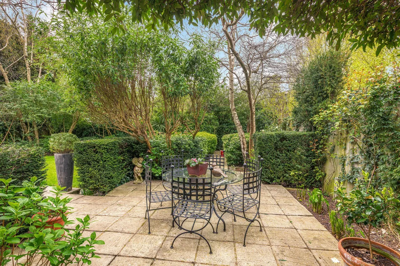 West Heath Gardens, Hampstead, NW3, photo 21