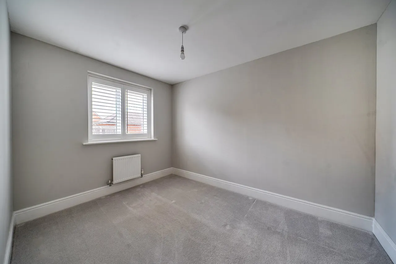 De Montfort Square, Odiham, Hook, Hampshire, RG29 1FR, photo 11