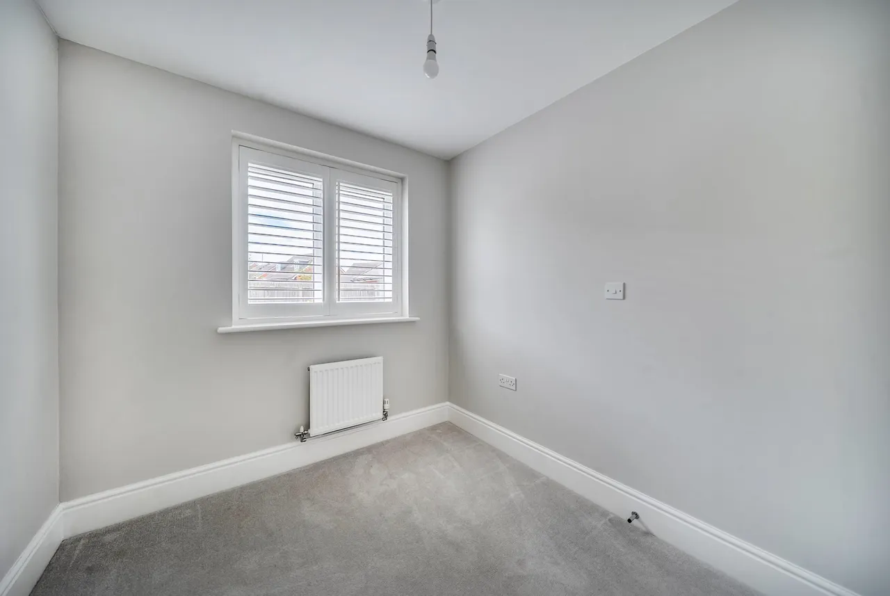 De Montfort Square, Odiham, Hook, Hampshire, RG29 1FR, photo 12