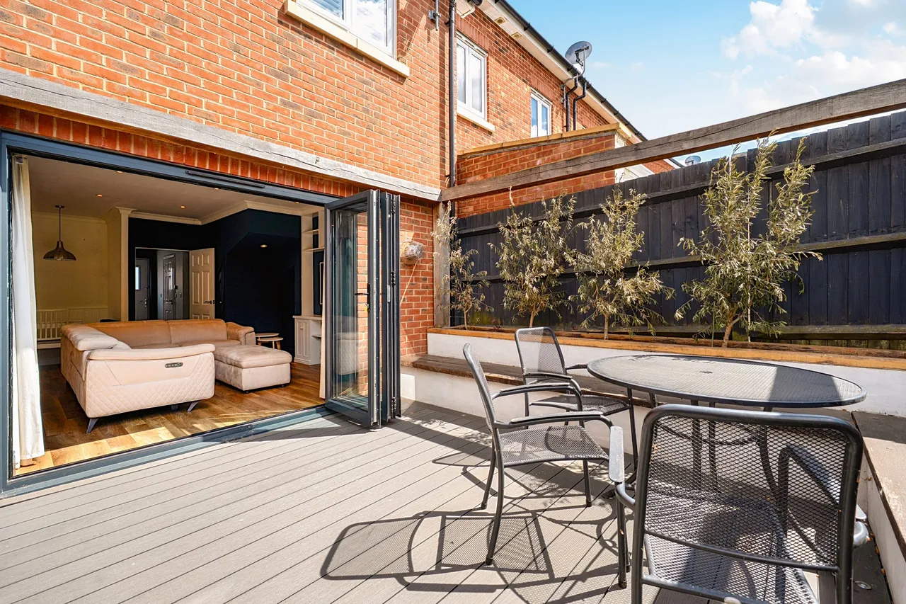 De Montfort Square, Odiham, Hook, Hampshire, RG29 1FR, photo 14