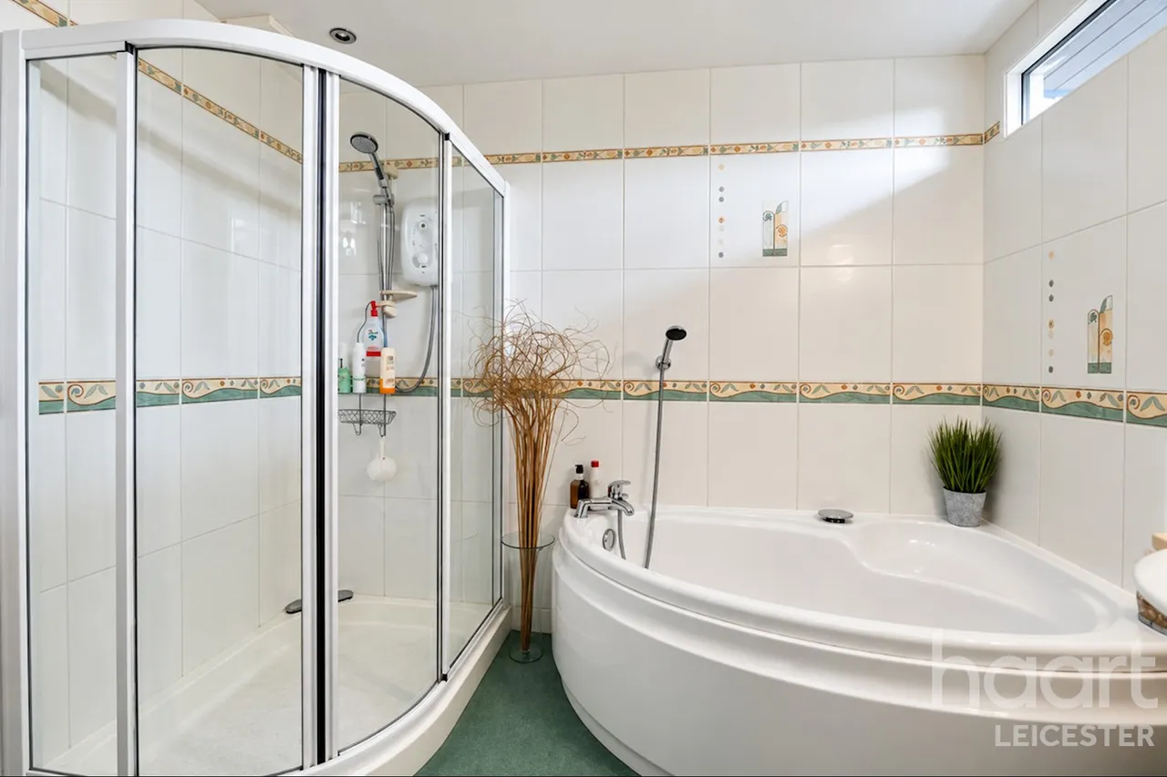 Linden Drive, Leicester, LE5, photo 25