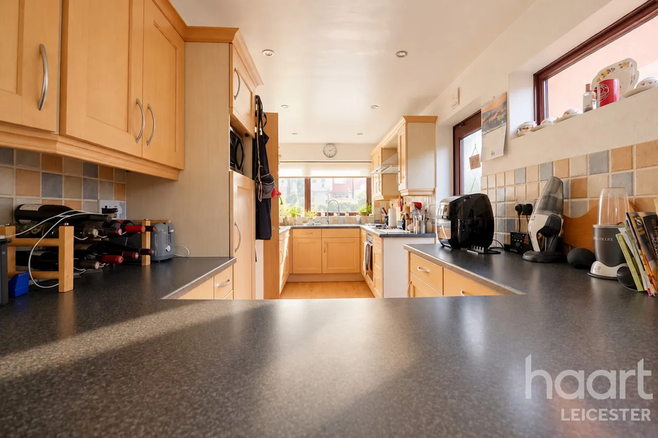 Linden Drive, Leicester, LE5, photo 3