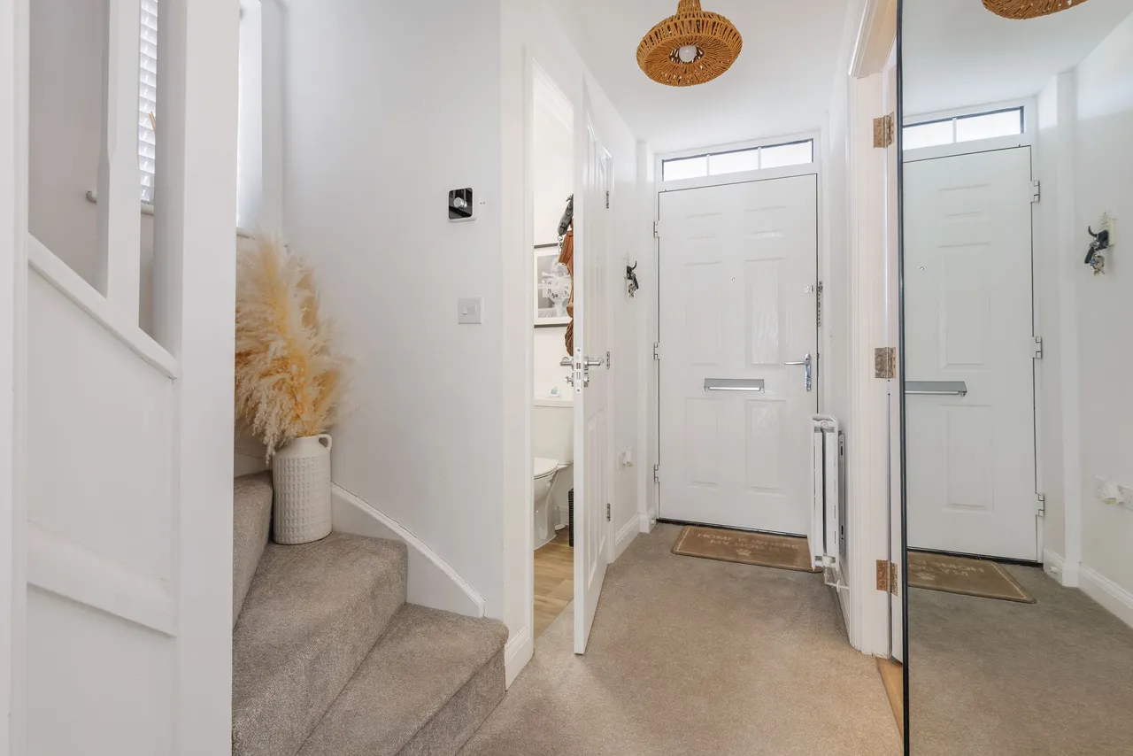 Field Close, Upper Lighthorne, CV33, photo 5