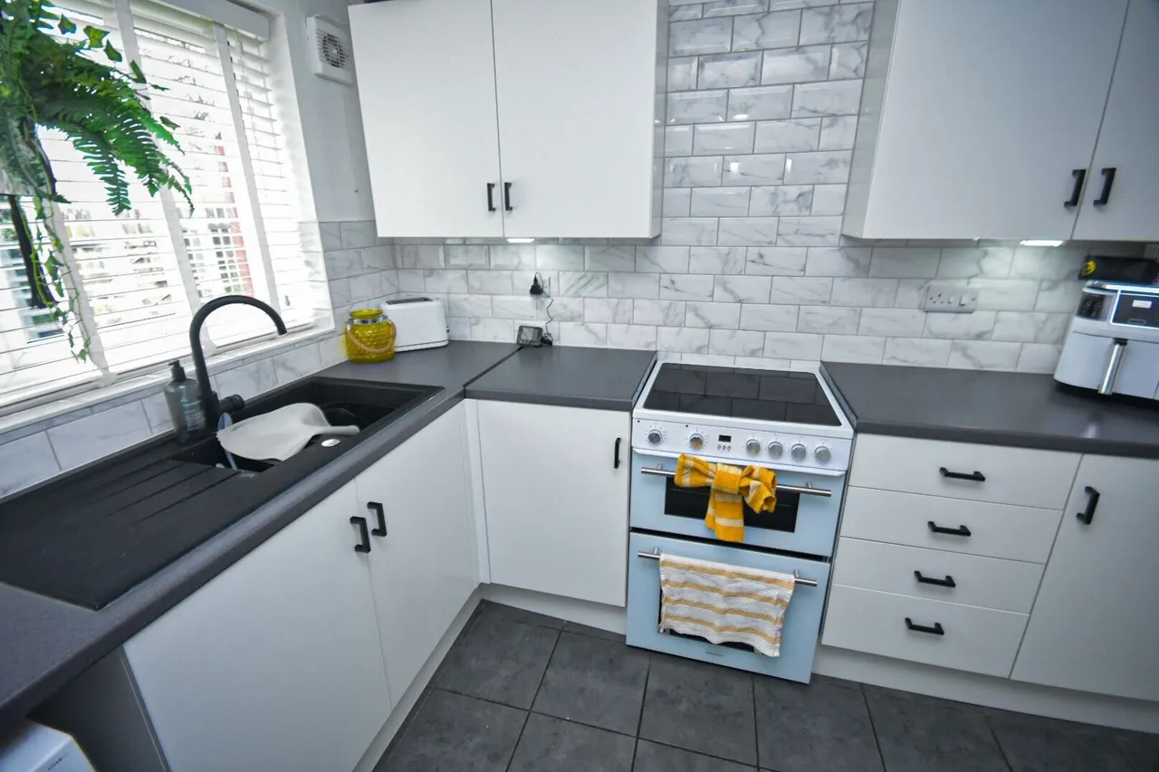 Welbeck Close, Eastbourne, photo 5