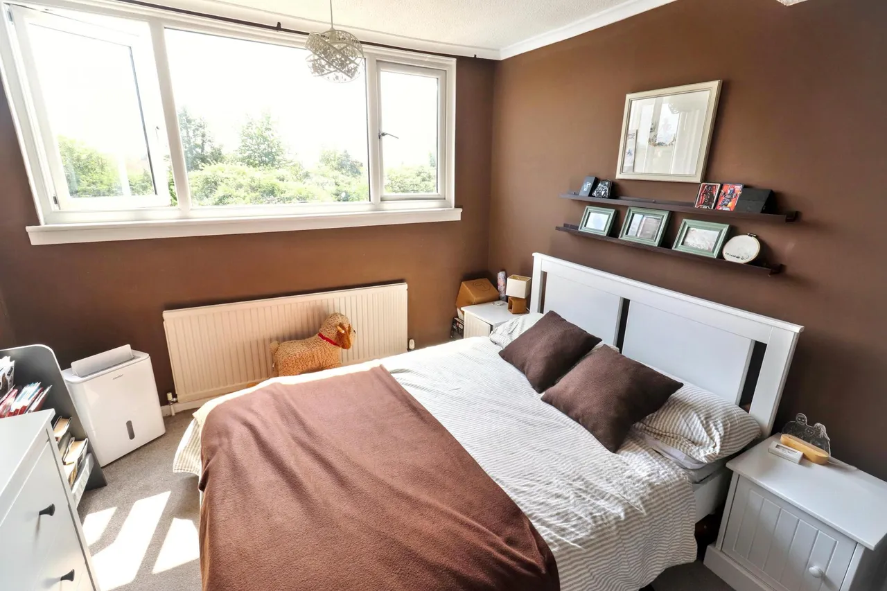 Ash Court, Donington, PE11, photo 5