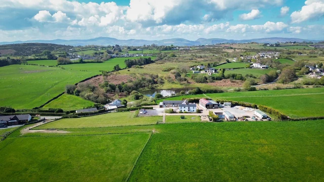 5 bed house for sale — Pant Y Gof, Halkyn, Holywell, Flintshire, CH8 8DH