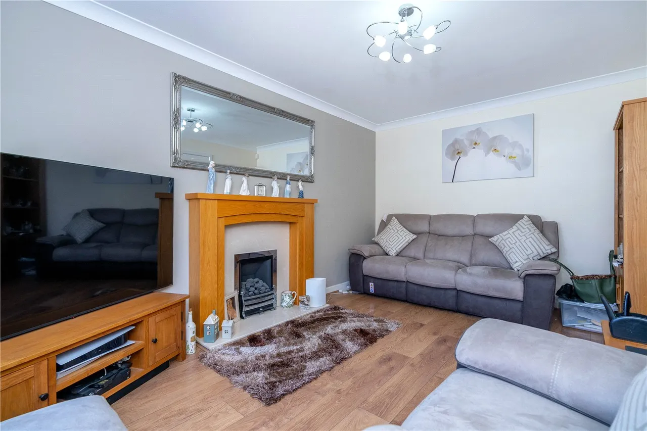 Finch Drive, Sleaford, Lincolnshire, NG34, photo 6
