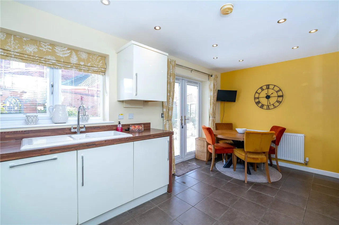 Finch Drive, Sleaford, Lincolnshire, NG34, photo 9