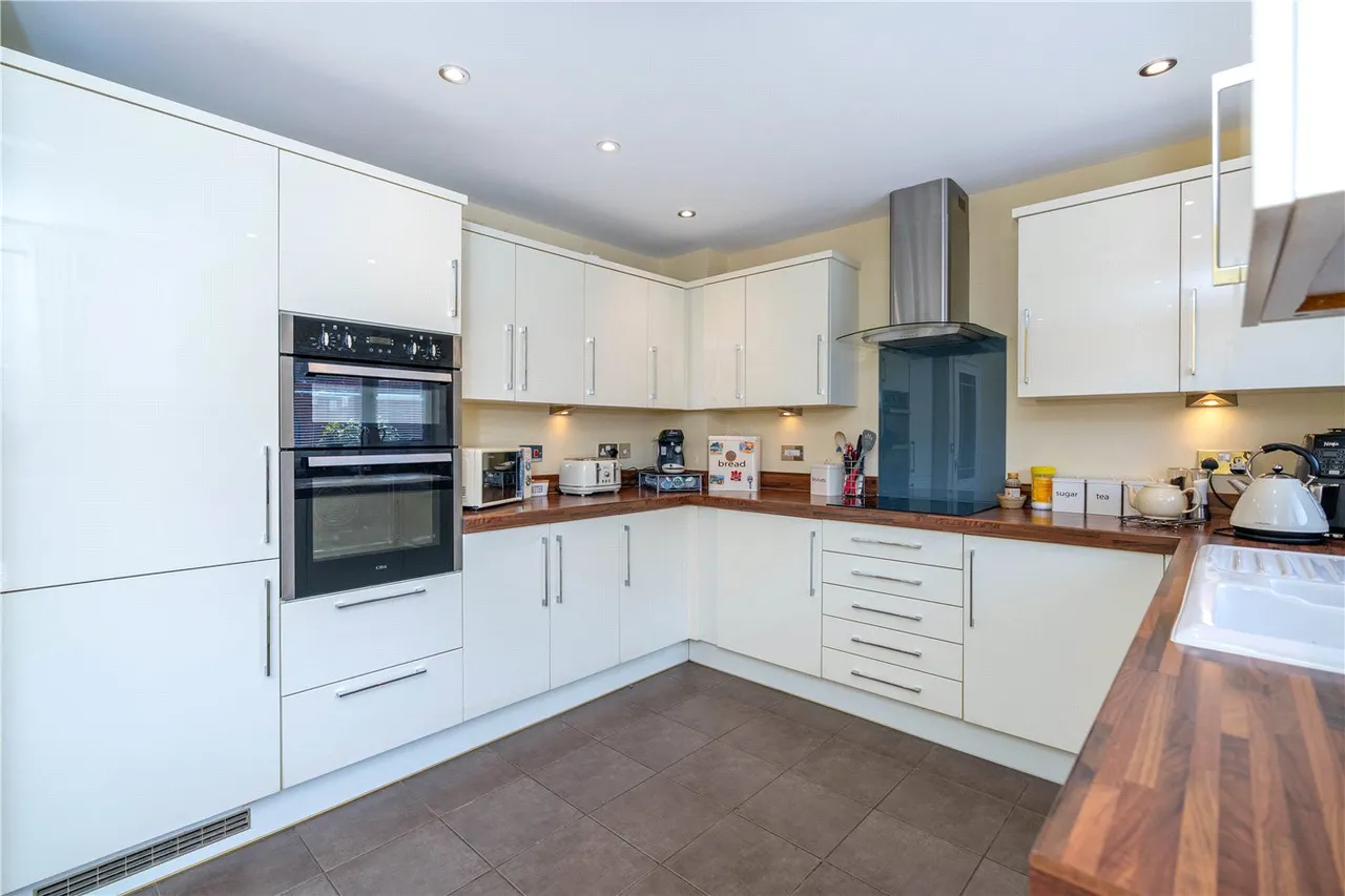 Finch Drive, Sleaford, Lincolnshire, NG34, photo 8
